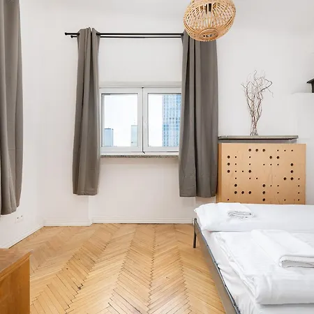 Apartamento Rentplanet - Krucza Varsovia